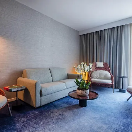 Hotell Crowne Plaza - - Grand Arenas By Ihg 4*