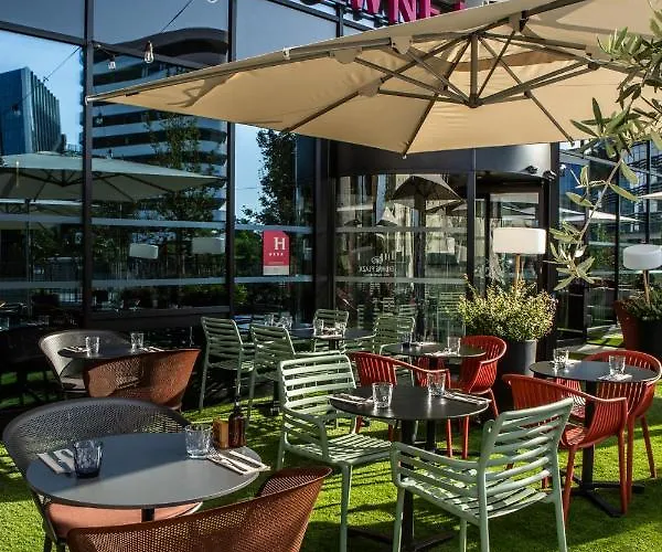 호텔 Crowne Plaza - - Grand Arenas By Ihg