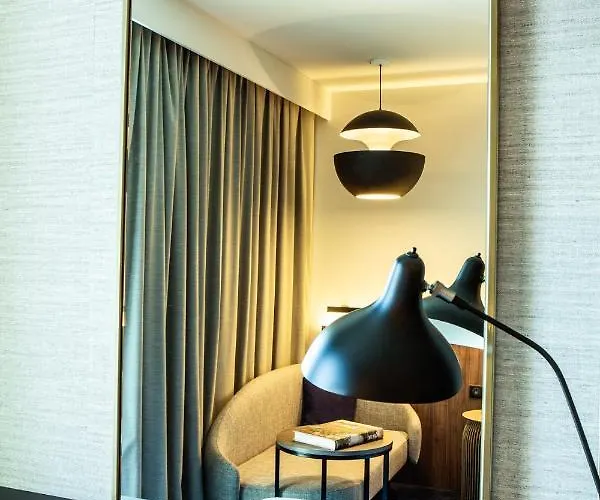 Отель Crowne Plaza - - Grand Arenas By Ihg Ницца