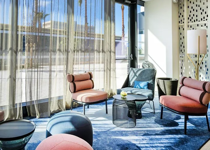 Crowne Plaza - - Grand Arenas By Ihg Отель Ницца