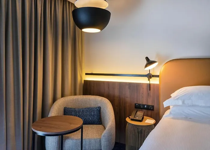 Crowne Plaza - - Grand Arenas By Ihg 4* Ницца