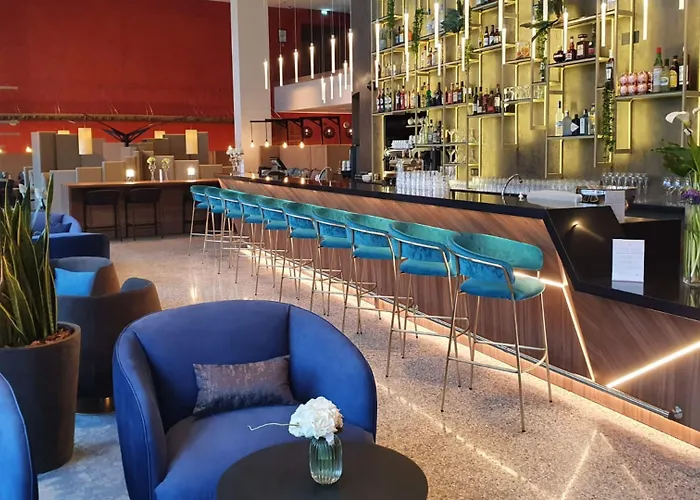 호텔 Crowne Plaza - - Grand Arenas By Ihg 4*