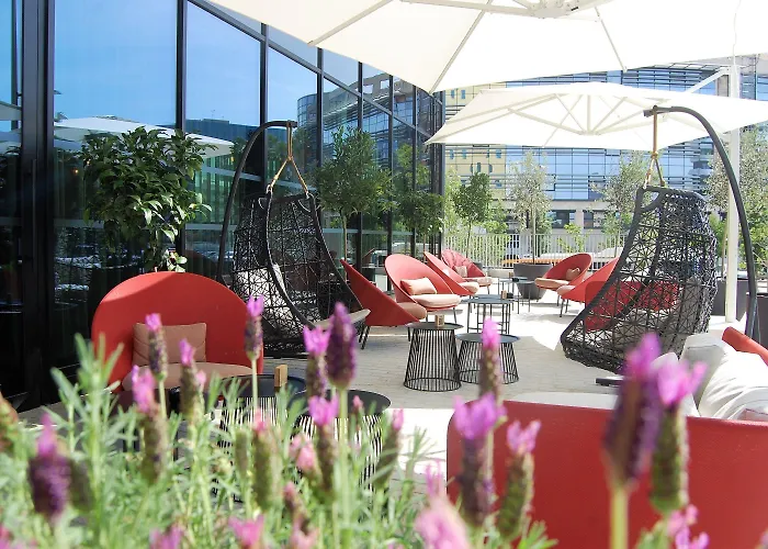 호텔 Crowne Plaza - - Grand Arenas By Ihg 4*